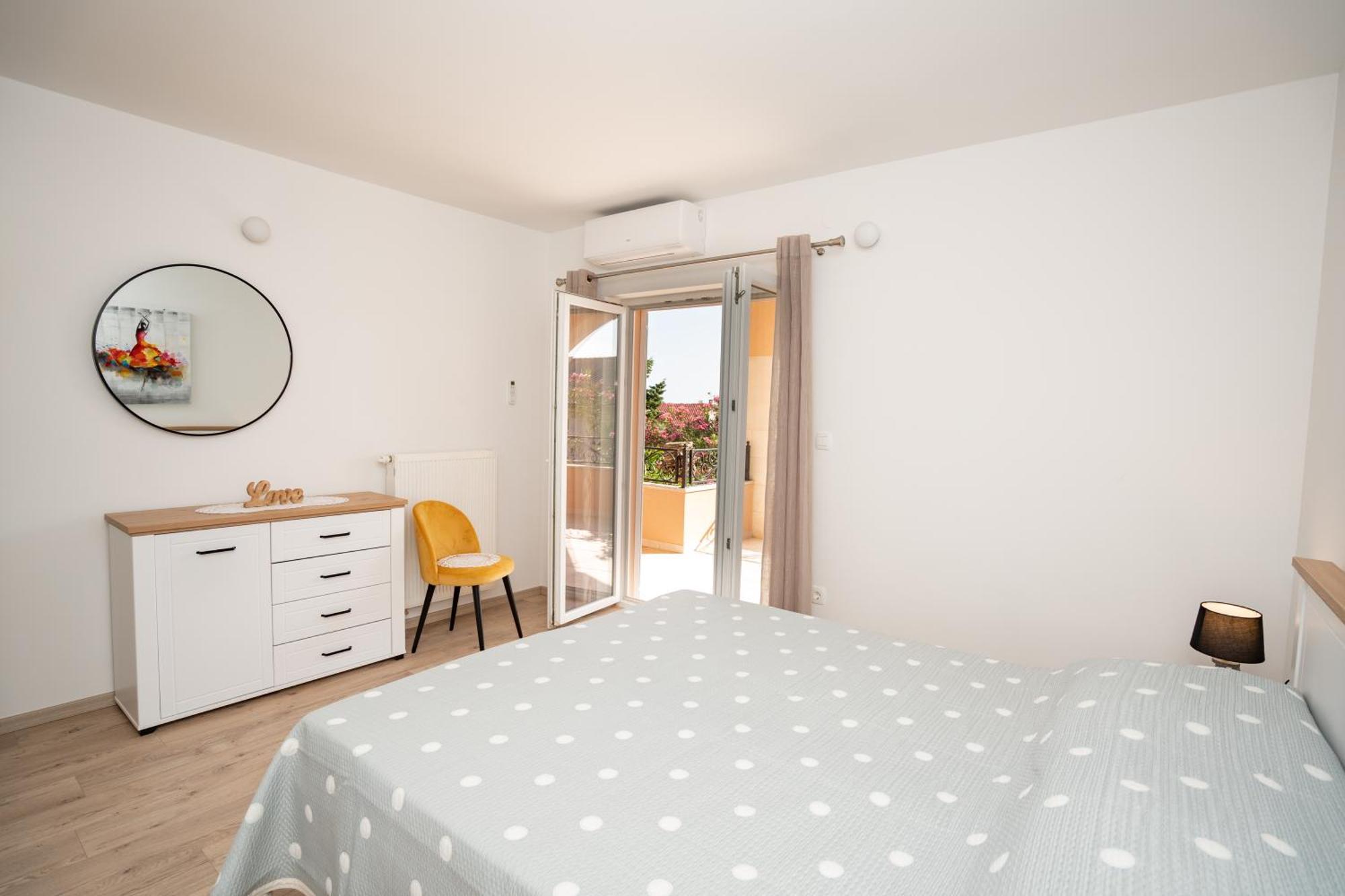 Apartments Tomulic Novalja Luaran gambar