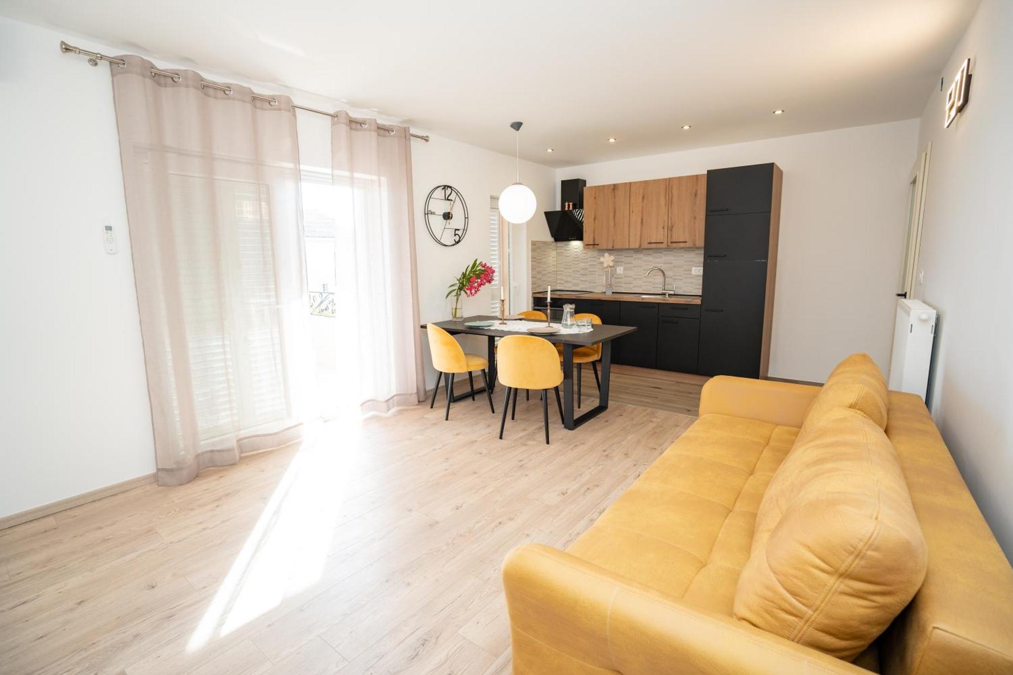 Apartments Tomulic Novalja Luaran gambar