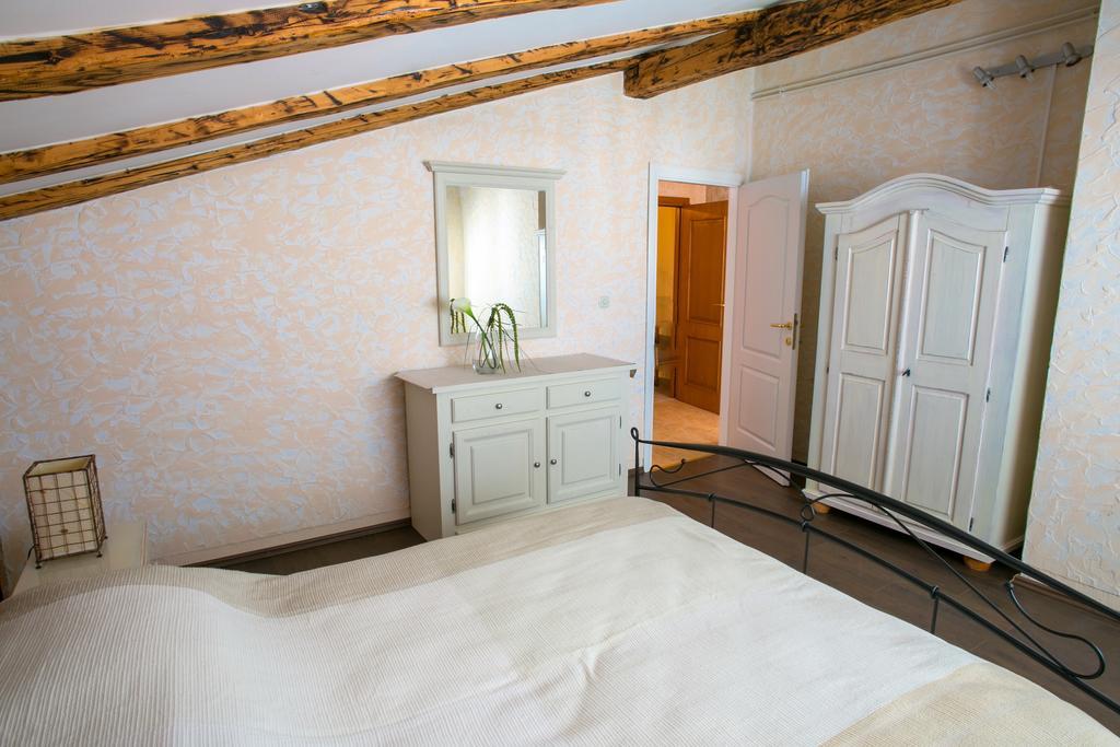 Apartments Tomulic Novalja Luaran gambar